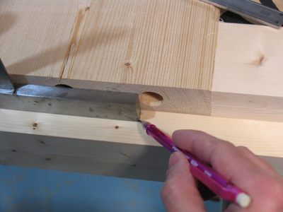 Queen Size  Headboard on Joining Bed Posts To The Headboard