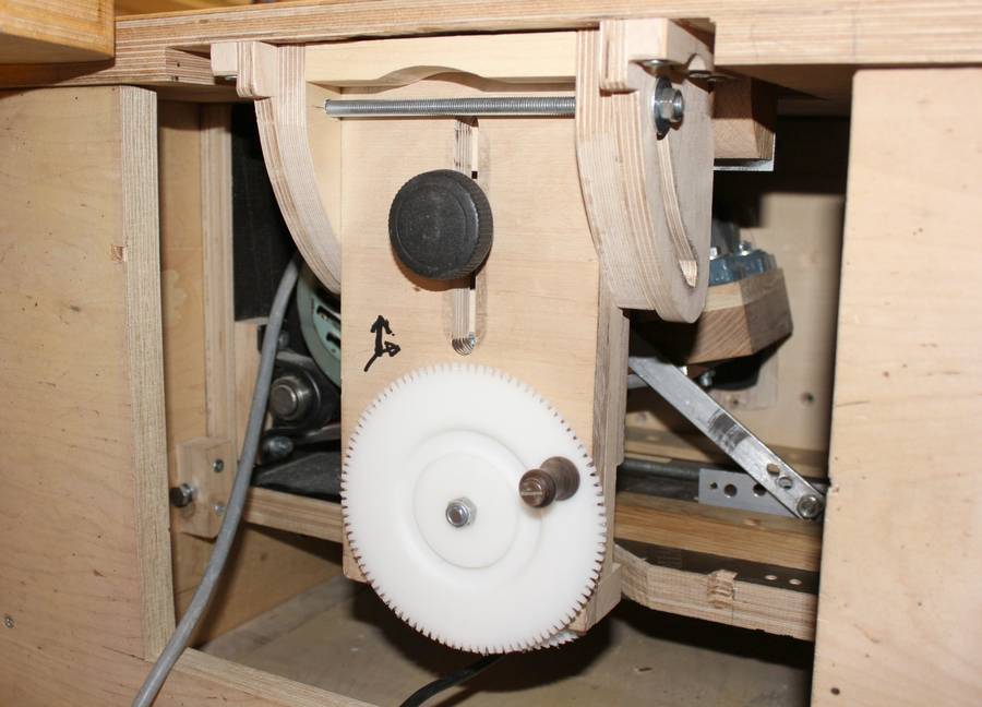 The router is installed in my homemade table saw frame. I have to tilt 