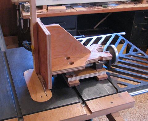 Woodworking Plans and Project: Here Homemade woodworking jigs