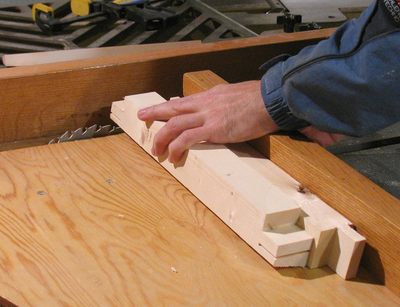 cutting ladder rung tenon shoulders