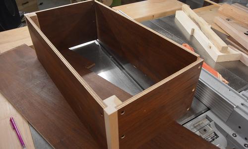 How to build a storage box out of plywood