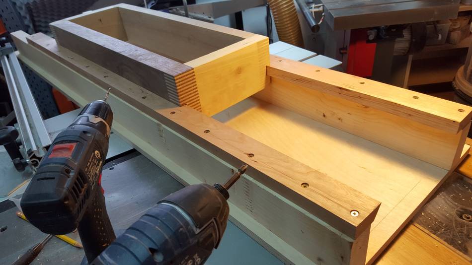 Elyasaf's double-width box joint jig