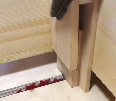 cutting the small box joints