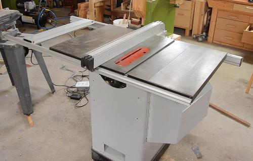 Used Rockwell Table Saw With Mobile Base