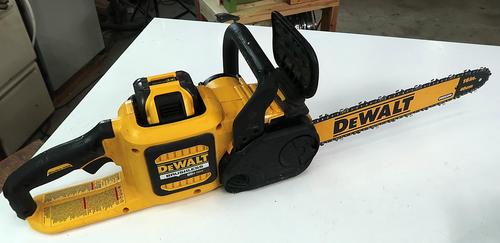 Dewalt battery chainsaw review sale