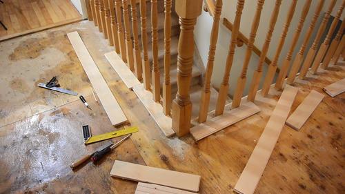 Fitting Flooring Around Stair Rail Spindles, Installing Laminate Flooring Around Stair Spindles