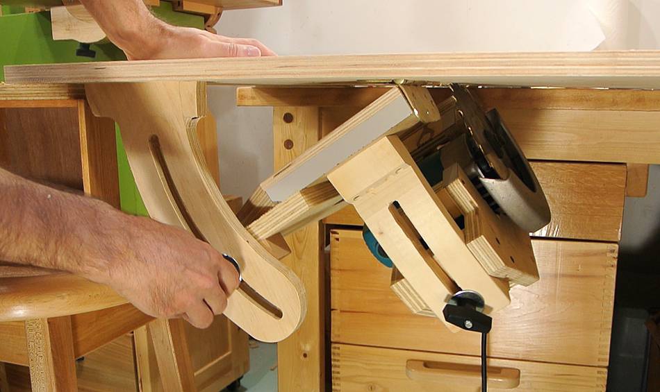 Homemade table saw: Angle lock and table saw inserts