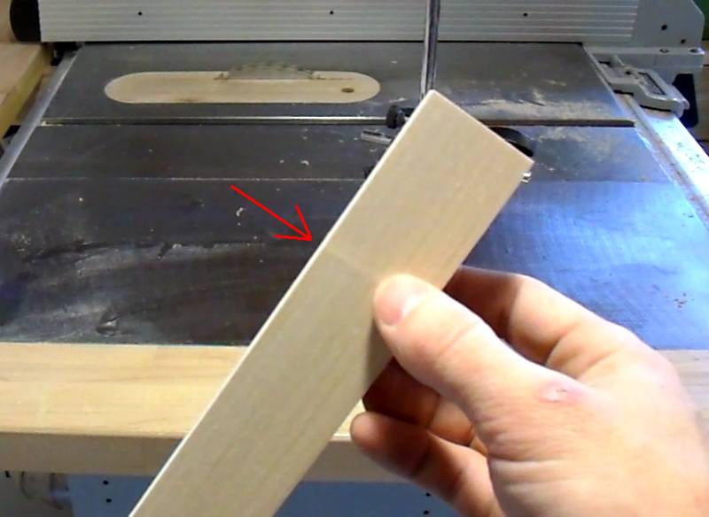 Causes of planer  snipe on small thickness planers