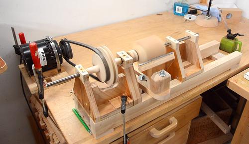 Homemade Wooden Balls - with Holesaw & Lathe 