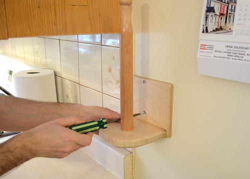Solid Oak Paper Towel Holder Under Cabinet or Wall Mount