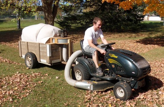 Riding on sale mower vacuum