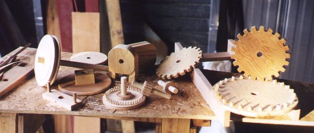 Wooden pager rotating machine