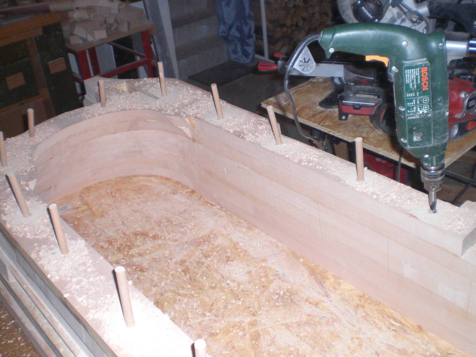 Mitja Narobe's wooden bathtub build
