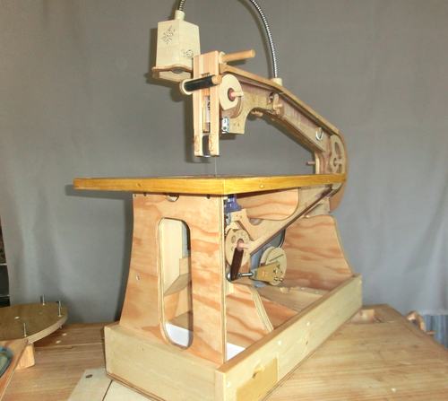 Mikiono's homemade scrollsaw