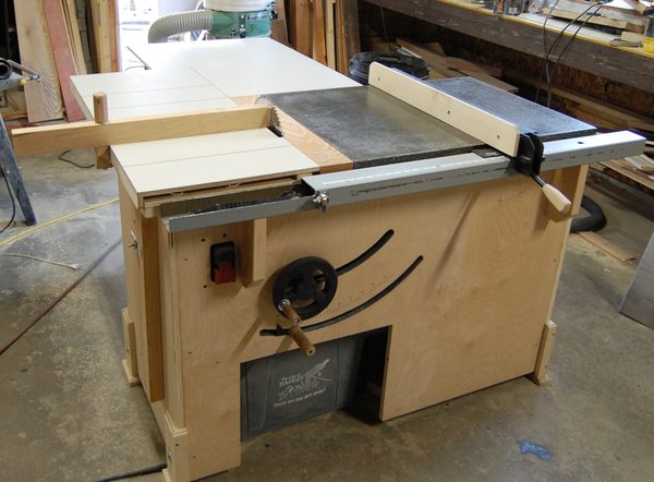 John Heisz s homemade table saw