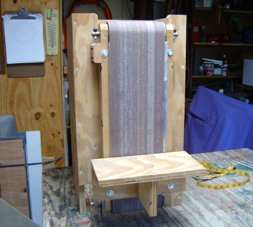 hf belt sander sharpening jig - by ldl @ lumberjocks.com