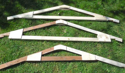 this is a group of 6 trusses for a 10x10 gambrel or barn