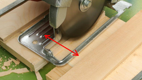 Guide for cutting wide grooves with the circular saw