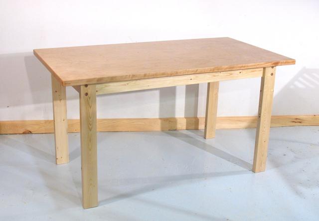 Building a simple table, in pictures