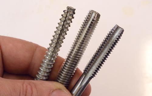 How To Make Wooden Screws 