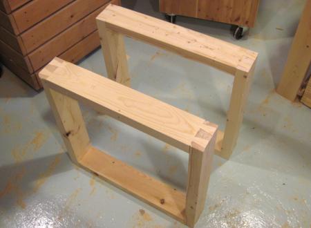 Bandsaw stand