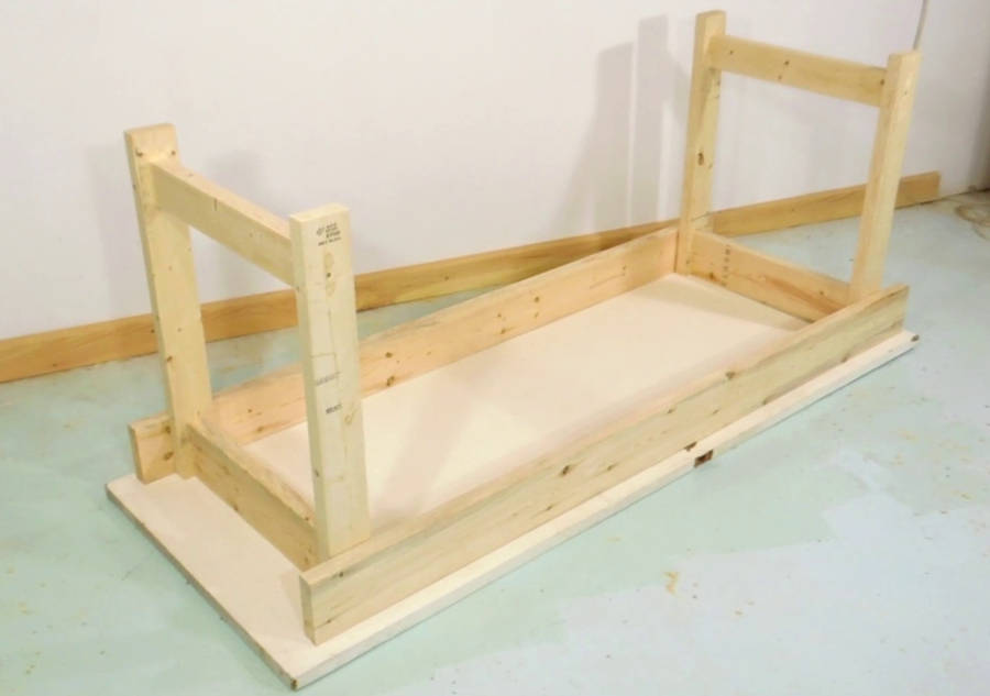 How to build a simple sturdy workbench